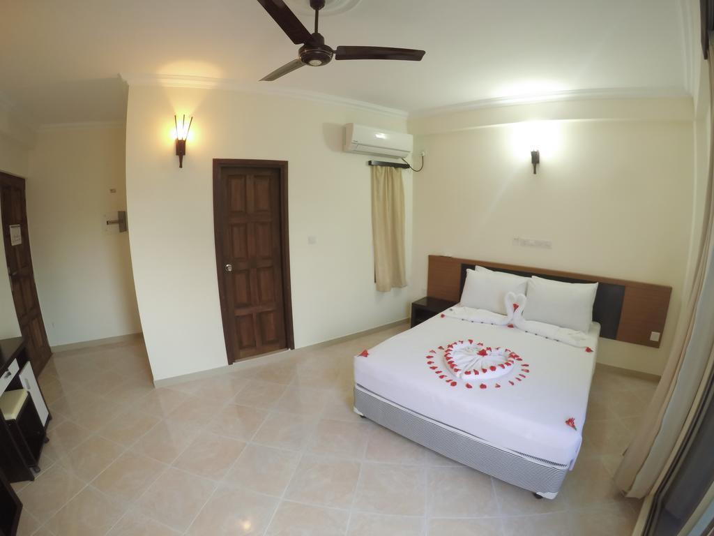 Smera Grand Maamigili Island ภายนอก รูปภาพ