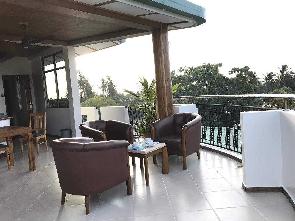 Smera Grand Maamigili Island ภายนอก รูปภาพ
